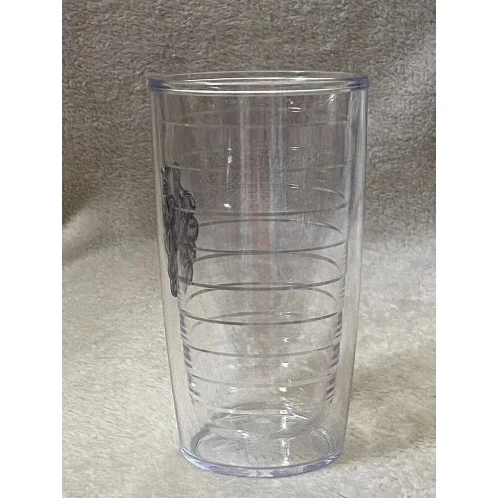New NWOT Insulated Tervis Tumbler 14 oz Capacity Purple Grape Bunch Patch Emblem